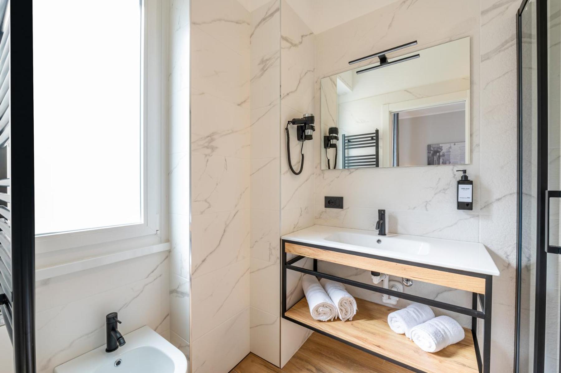 Binario Verticale Milán Habitación foto